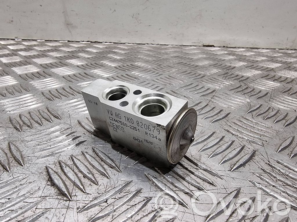 Volkswagen Golf Plus Zawór rozprężny klimatyzacji A/C 