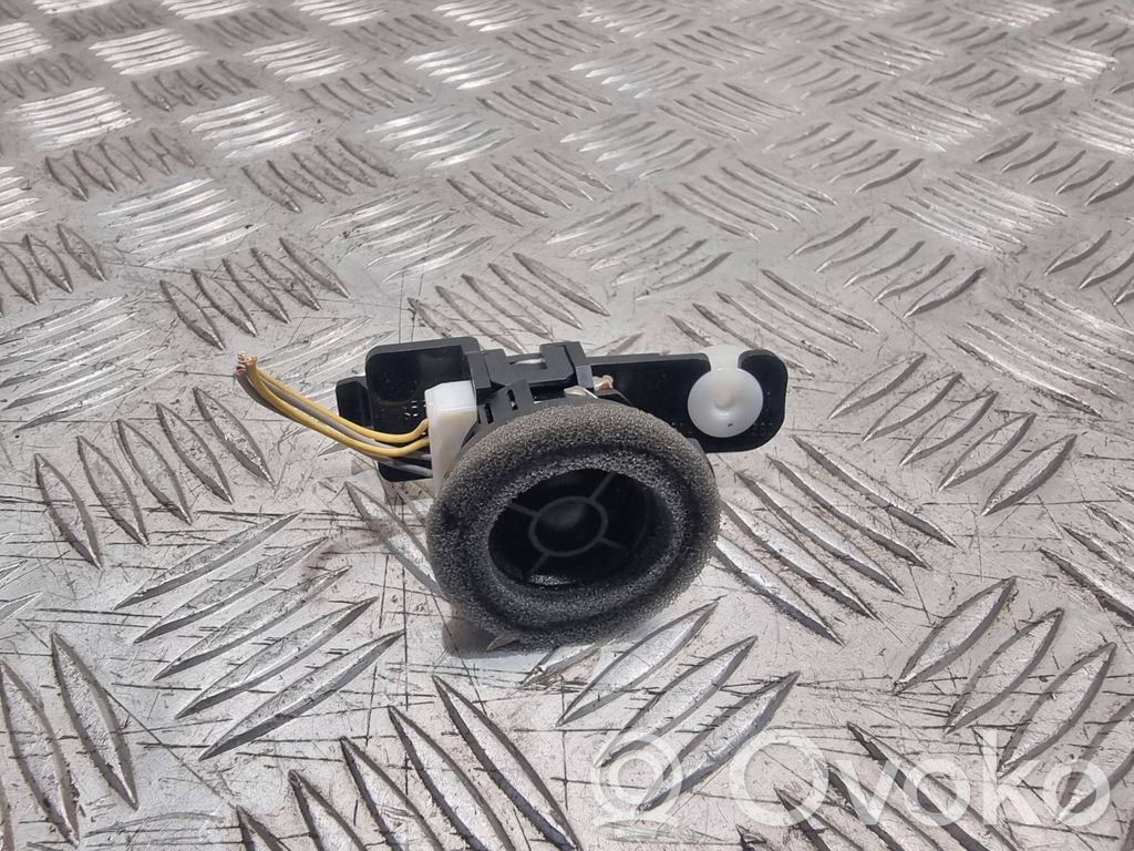 Toyota Yaris Difuzor ușă față 