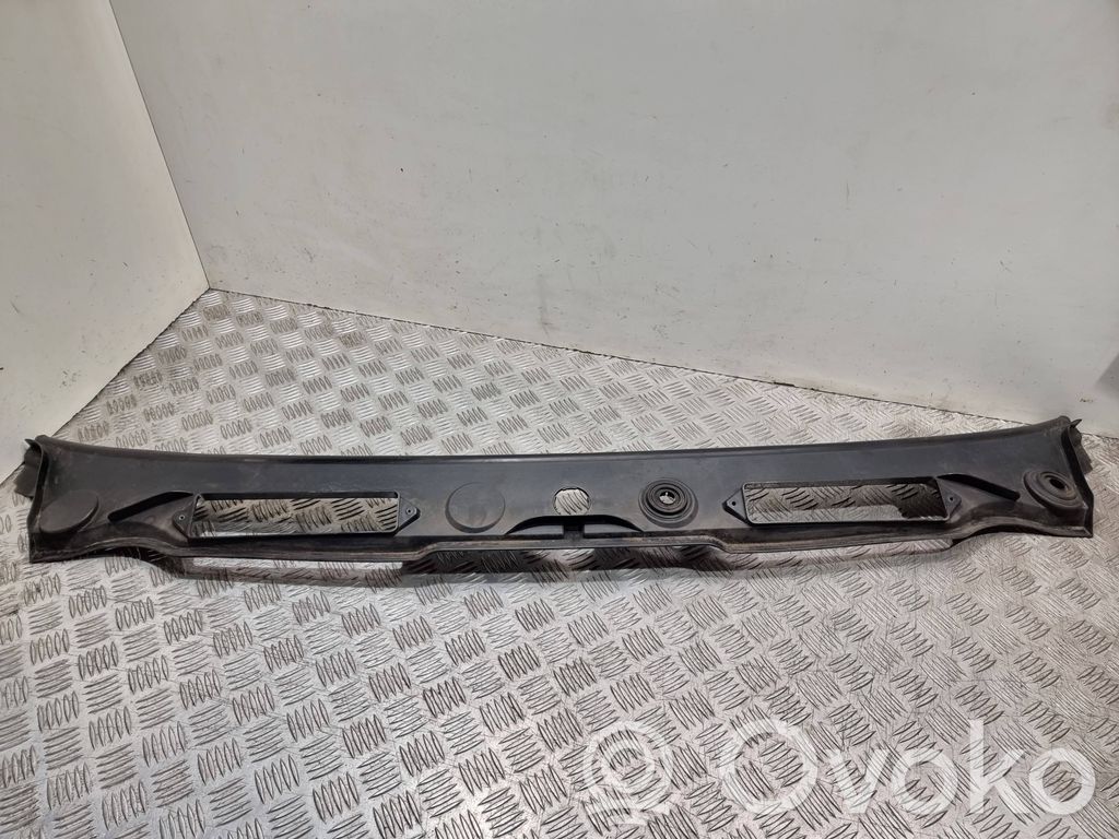Moldura del limpia   15677210