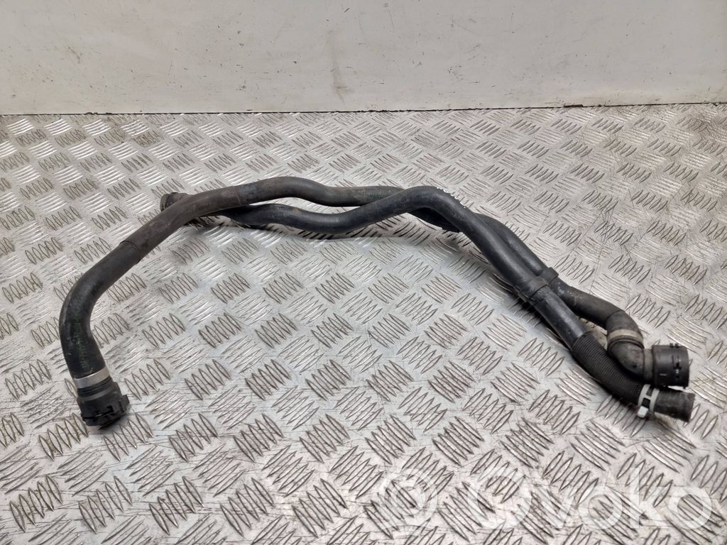 BMW 1 E81 E87 Caurulīte (-es) / šļūtene (-es) 