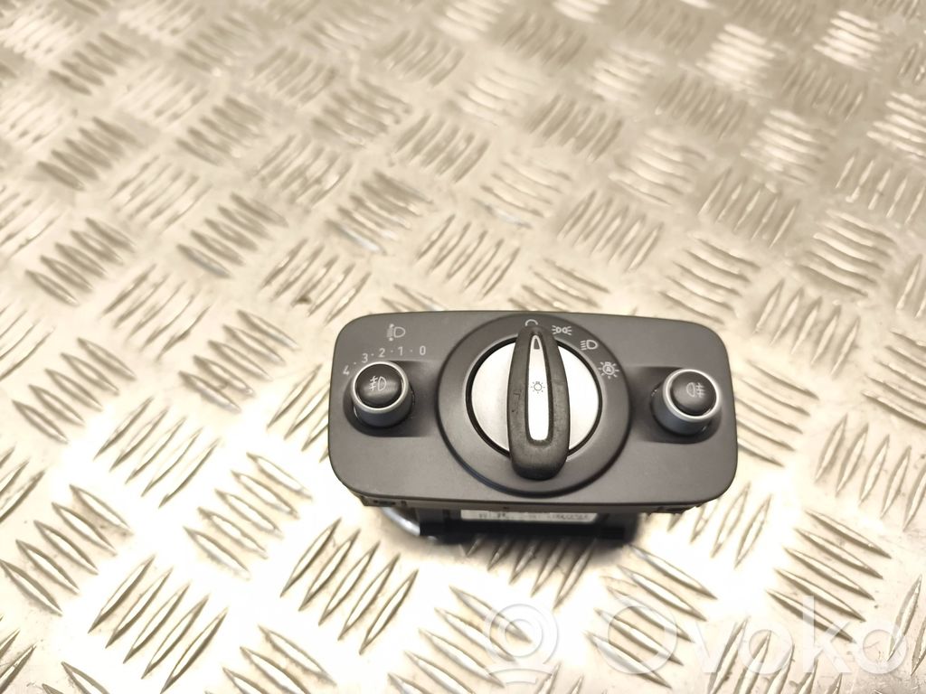 Ford Fiesta Light switch 