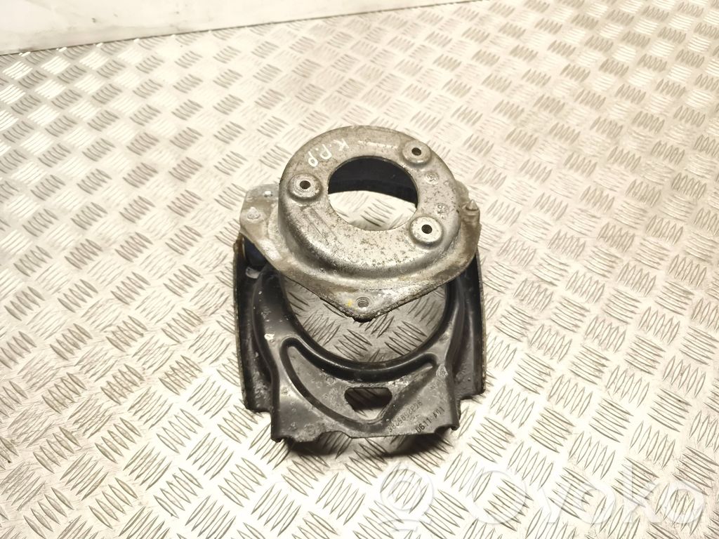 Citroen C5 Front shock absorber mounting bracket 