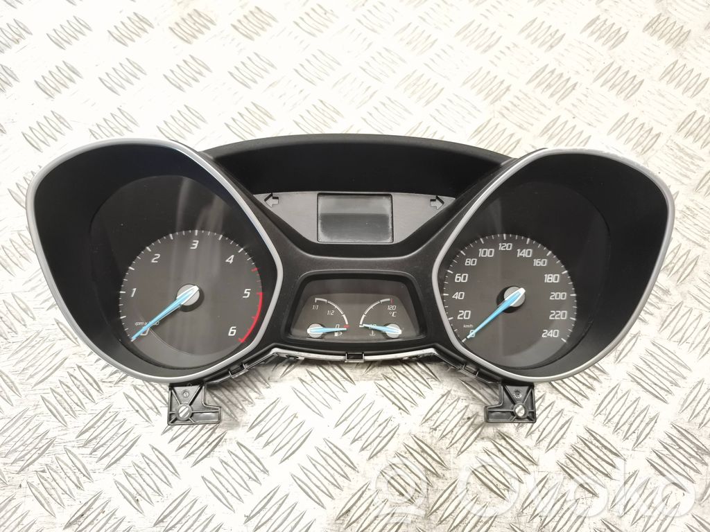 Ford Focus Geschwindigkeitsmesser Cockpit 