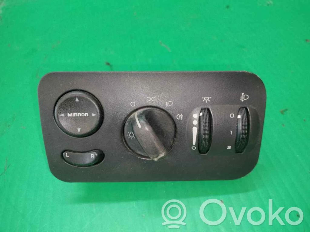 Chrysler Voyager Light switch 