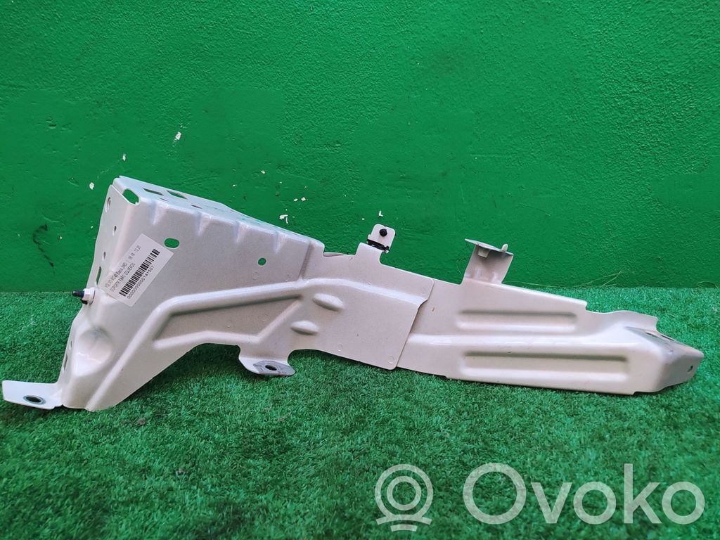 Volvo XC40 Staffa faro/fanale 