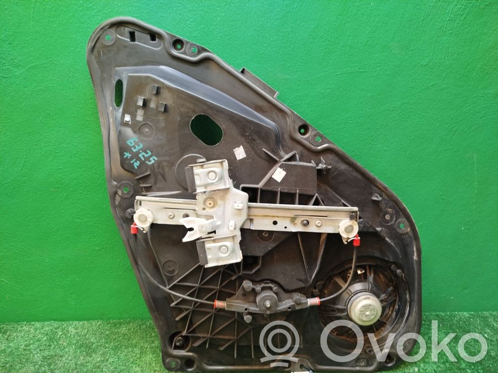 Ford Fiesta Takaluukun lasi 