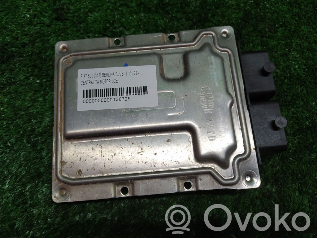 Fiat 500 Unidad de control/módulo del motor 