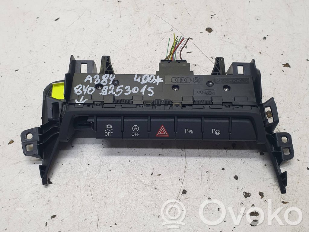 Audi A3 8Y Autres commutateurs / boutons / leviers 
