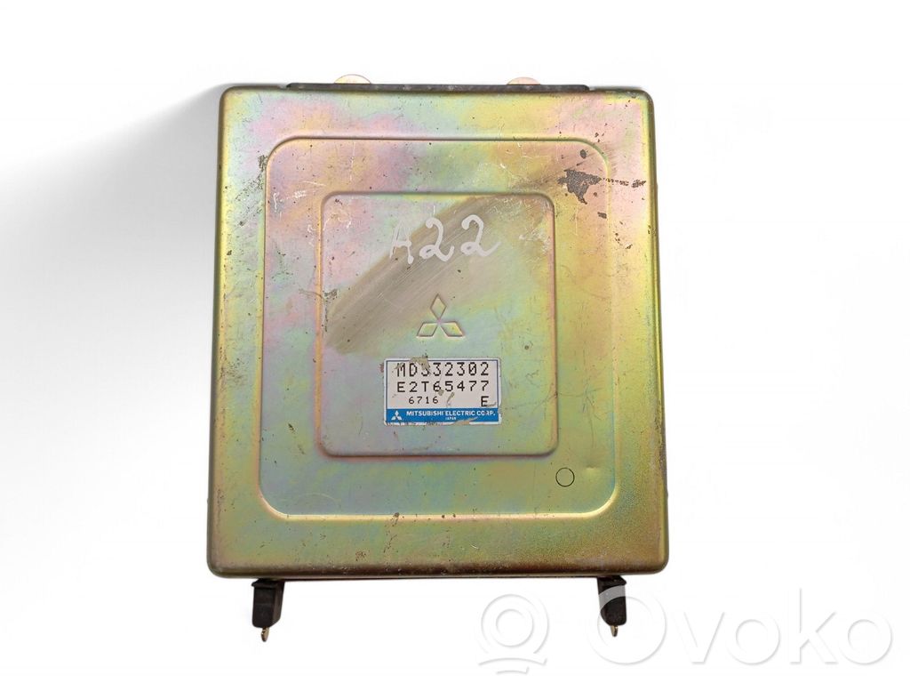 Engine control unit/module ECU   MD332302,E2T65477