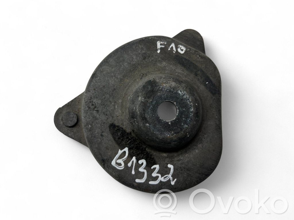 BMW 5 F10 F11 Inny element zawieszenia przedniego 