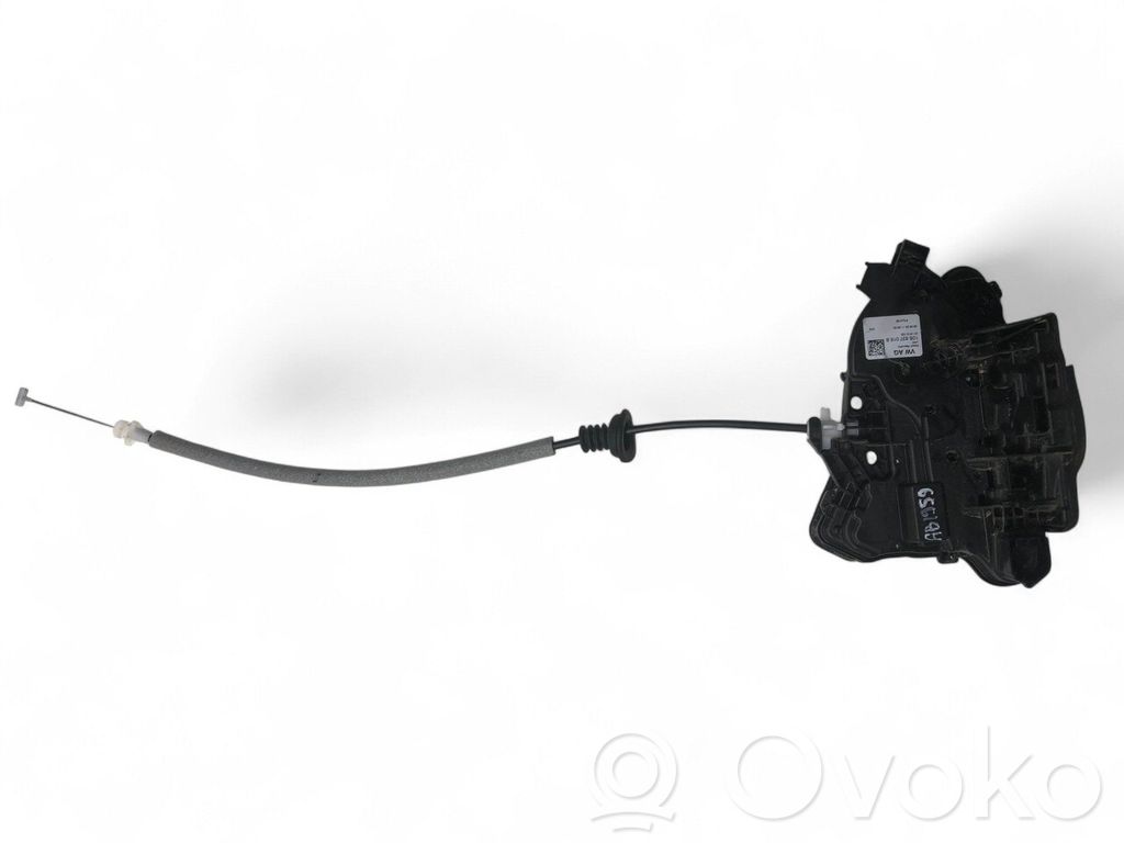 Cupra Born Front door lock 