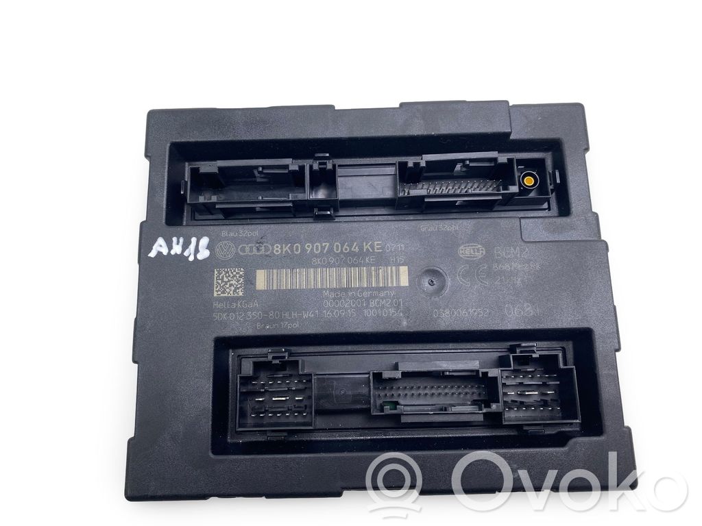 Audi A5 8T 8F Module de contrôle carrosserie centrale 