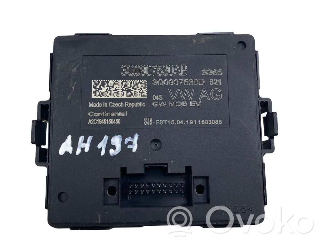 Volkswagen PASSAT B7 Gateway control module 