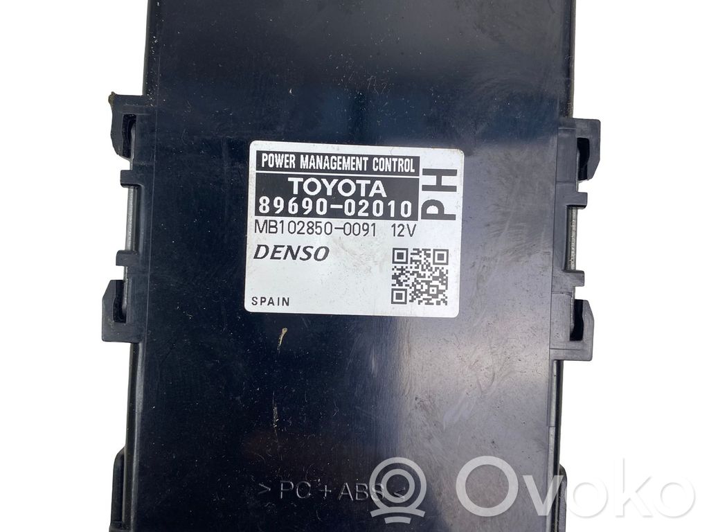 Toyota Auris E180 Central body control module 