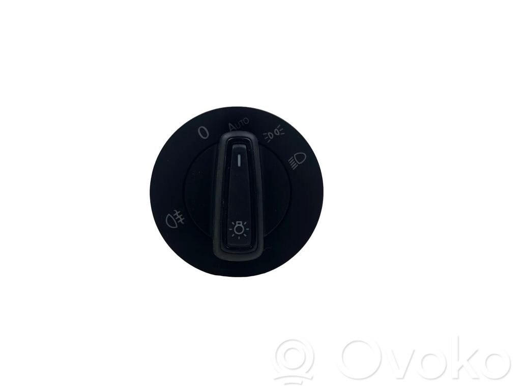 Volkswagen Polo VI Interruptor de luz 