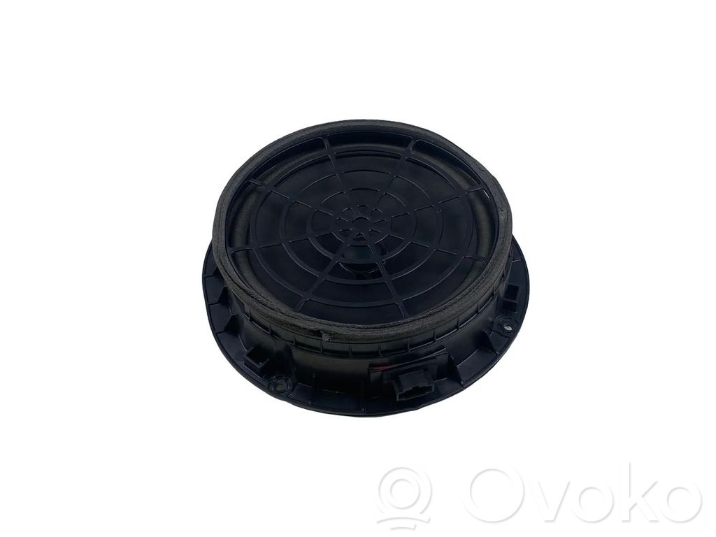 Audi A4 S4 B9 8W Altavoz de la puerta delantera 
