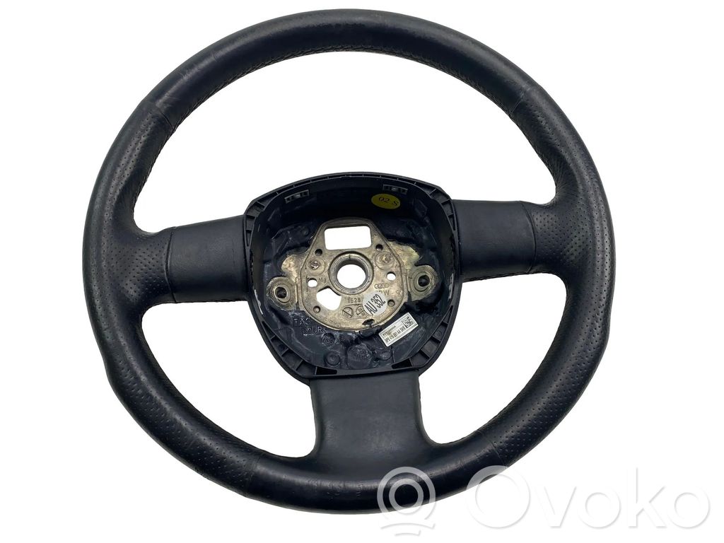 Volante   8P0419091AA