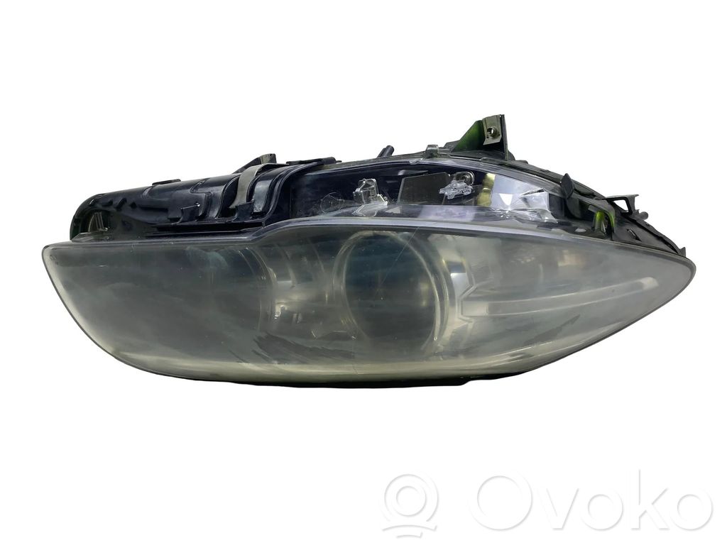BMW 5 F10 F11 Lampa przednia 