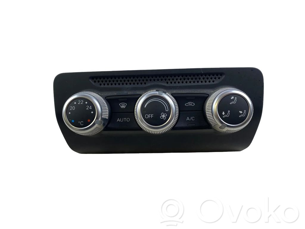 Audi A1 Interior fan control switch 