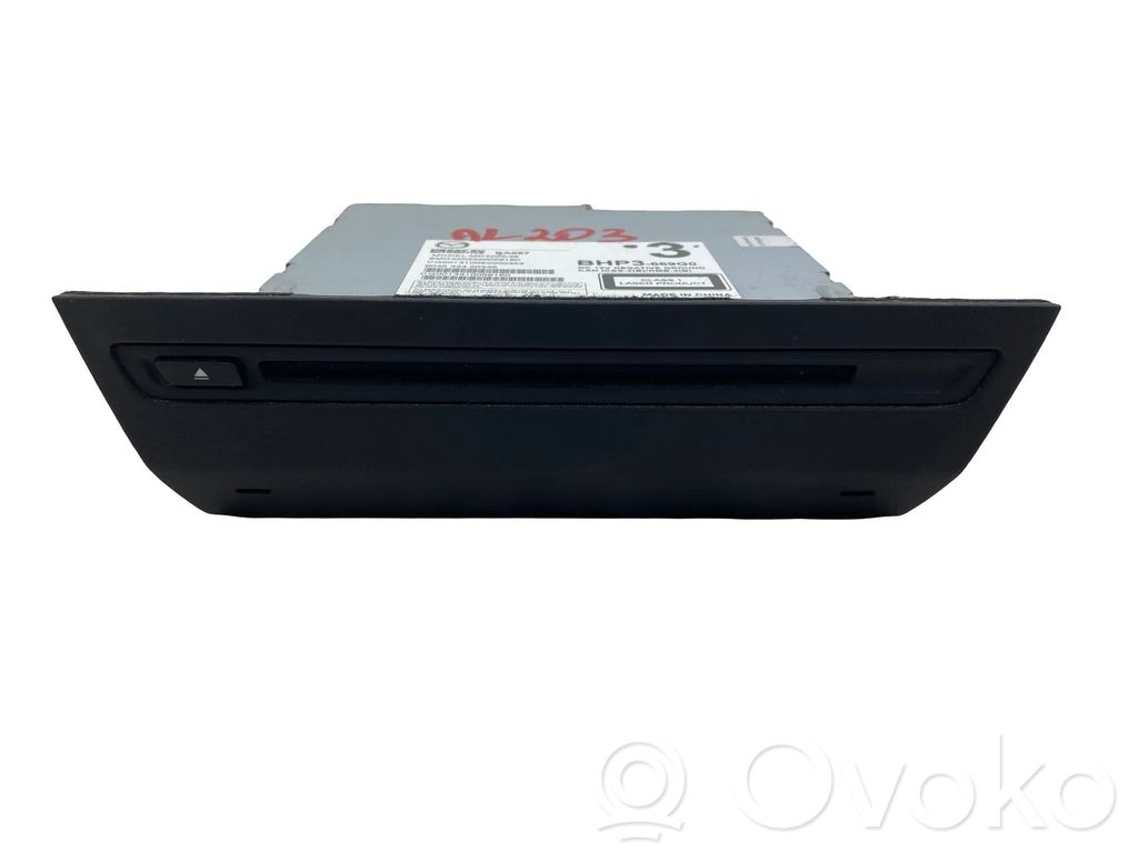 Mazda 3 II Radio/CD/DVD/GPS head unit 