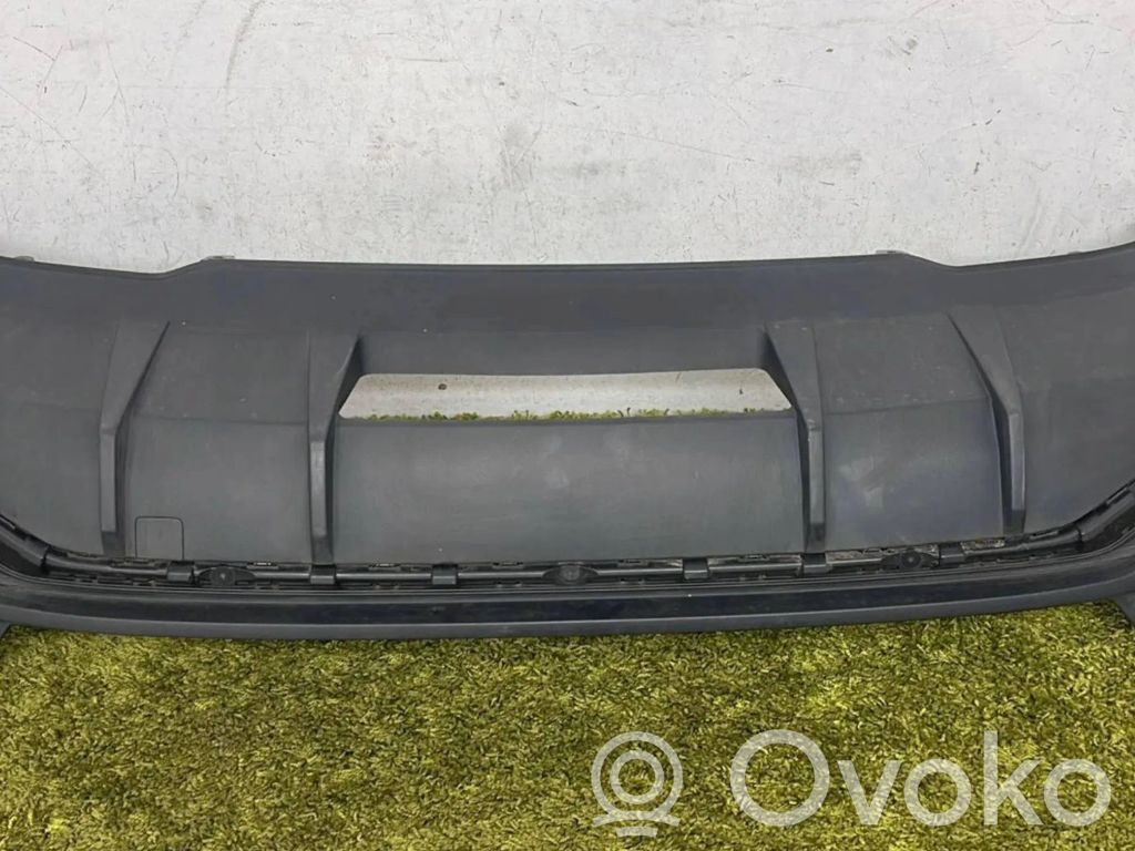 Audi Q3 F3 Moldura inferior del parachoques trasero 