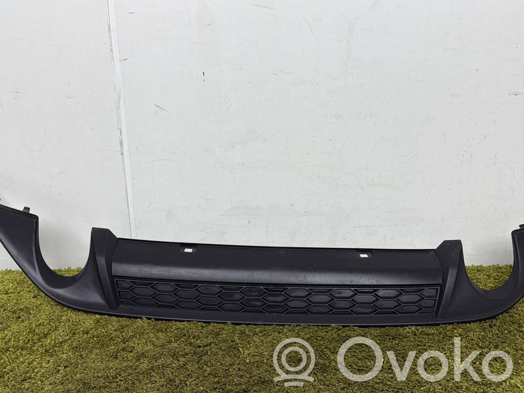 Volkswagen Golf VII Moldura inferior del parachoques trasero 