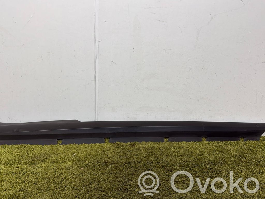 Audi A1 Slenkstis 
