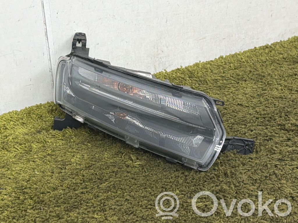 Scheinwerfer   266008993R