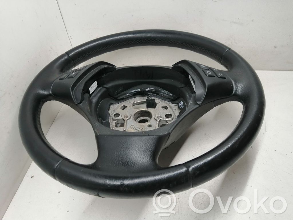 Volant   676454707,695989301,61645391B00