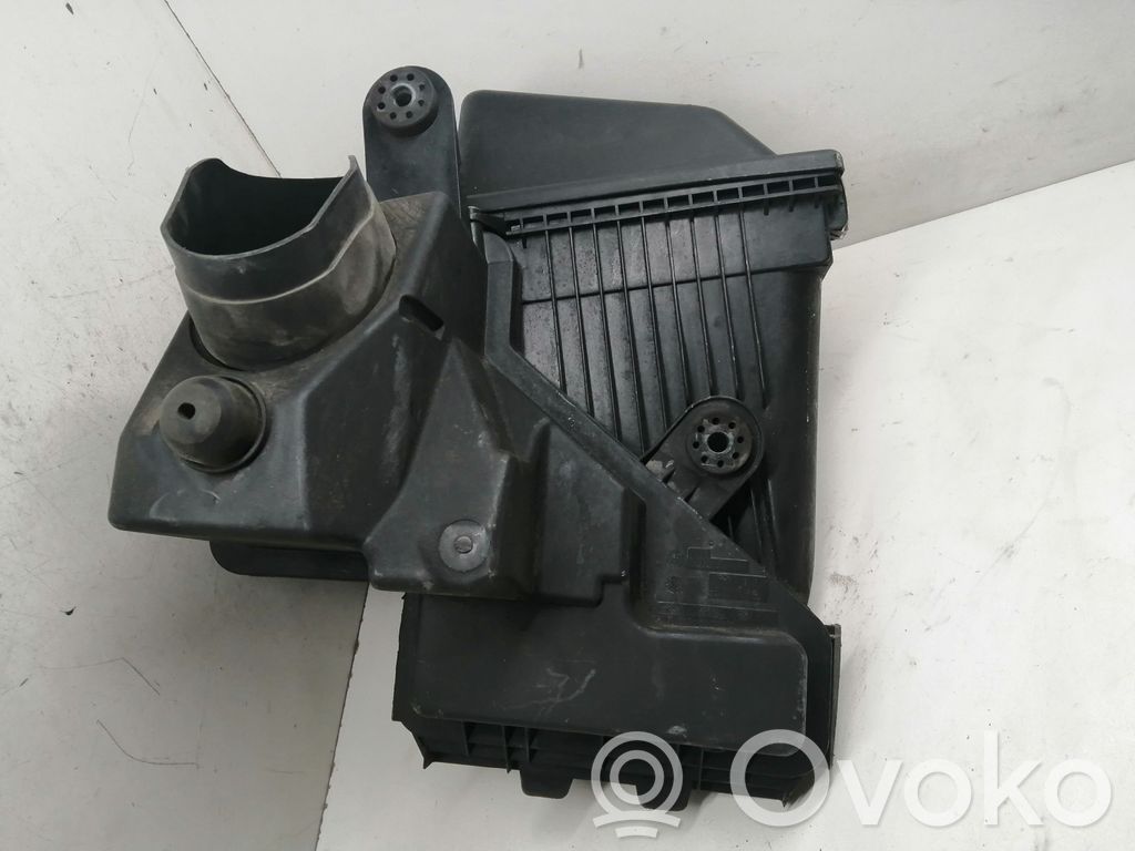 BMW 7 E65 E66 Luftfilterkasten 