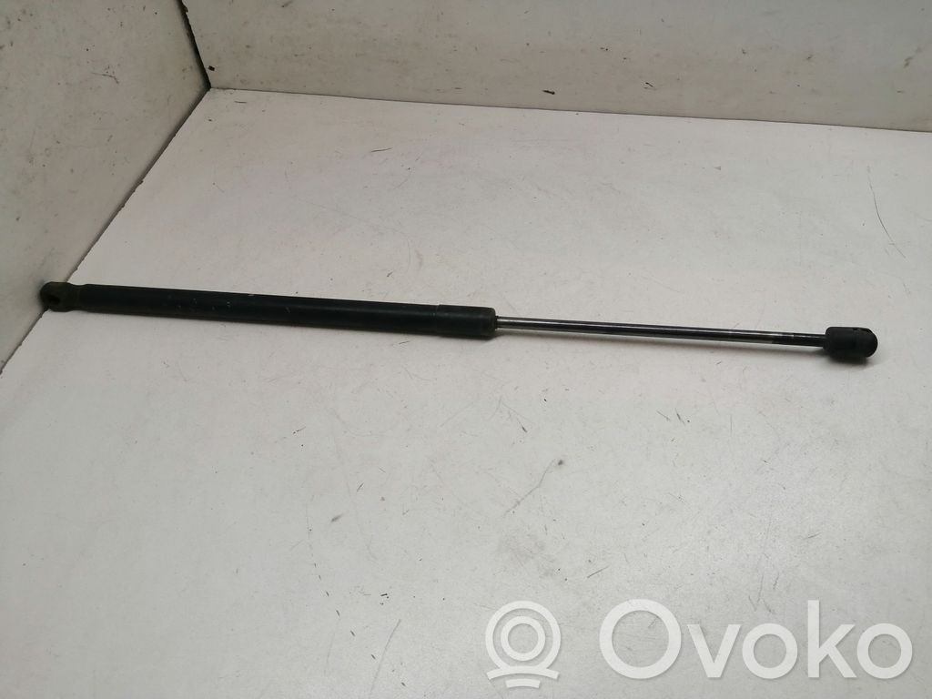 BMW 3 E90 E91 Tailgate/trunk strut/damper 