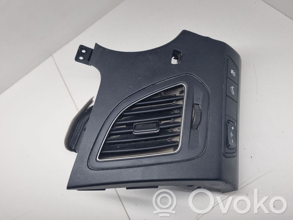 Hyundai ix35 Moldura protectora de la rejilla de ventilación lateral del panel 