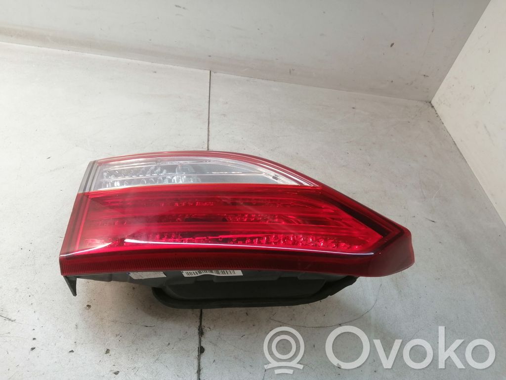 Hyundai i30 Feux arrière sur hayon 
