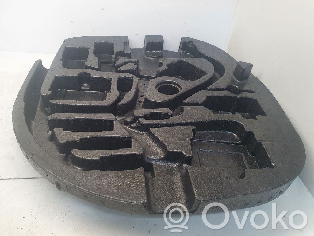 BMW 5 E60 E61 Tool box 