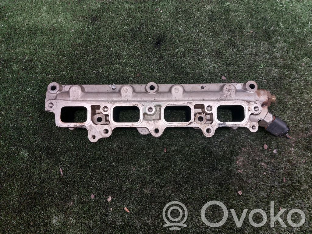 Volkswagen Golf VI Kolektor ssący 