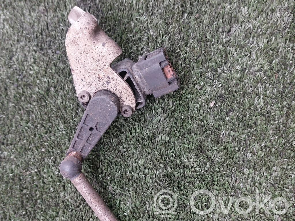 Headlight/headlamp level sensor   6785205,0540