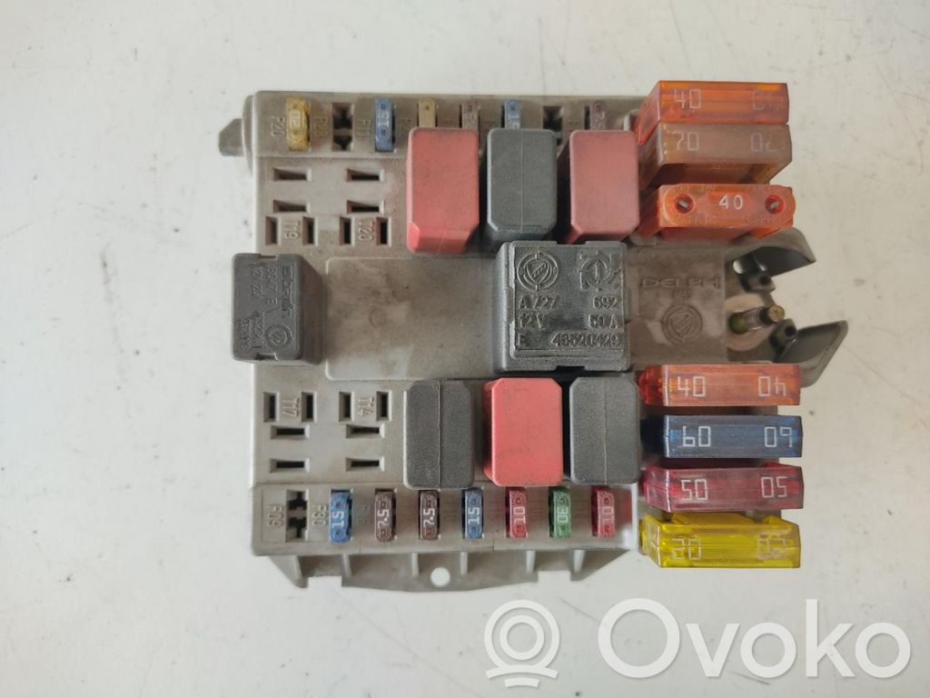 Fiat Punto (188) Modul siguranțe 