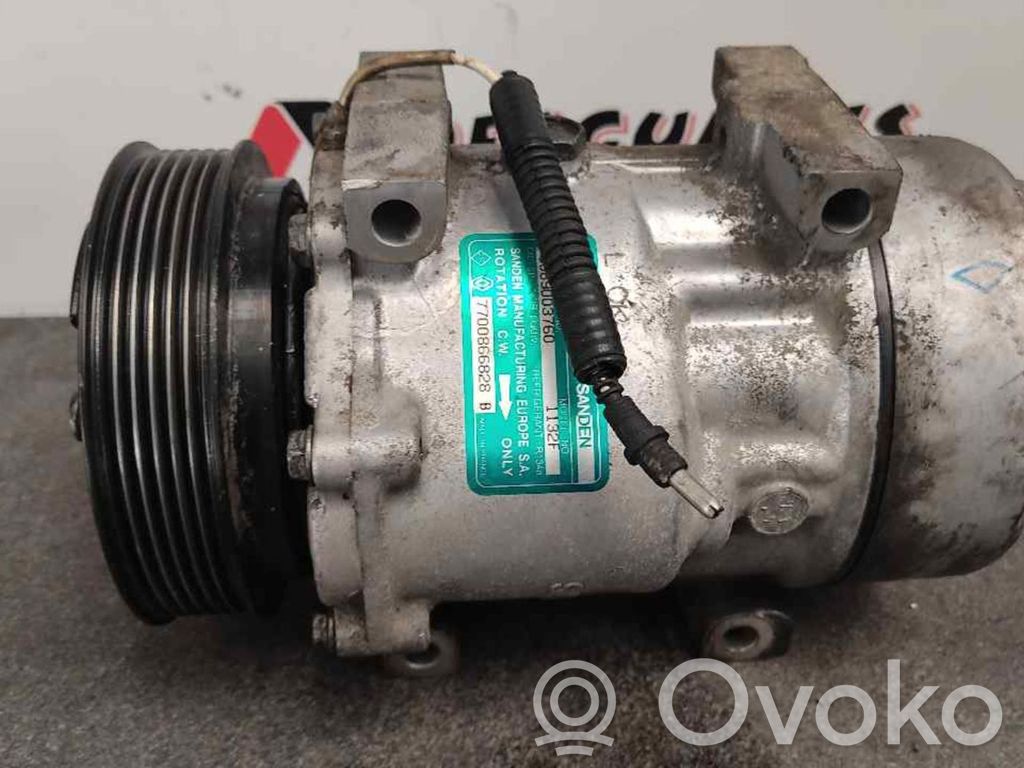 Renault Megane II Air conditioning (A/C) compressor (pump) 