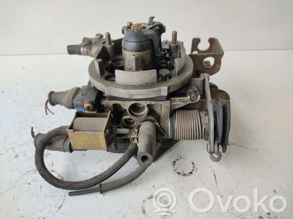 Audi 80 90 B3 Wtryskiwacz paliwa 