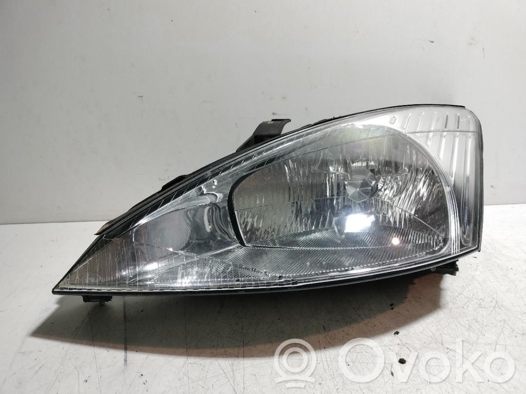 Ford Focus Headlight/headlamp 