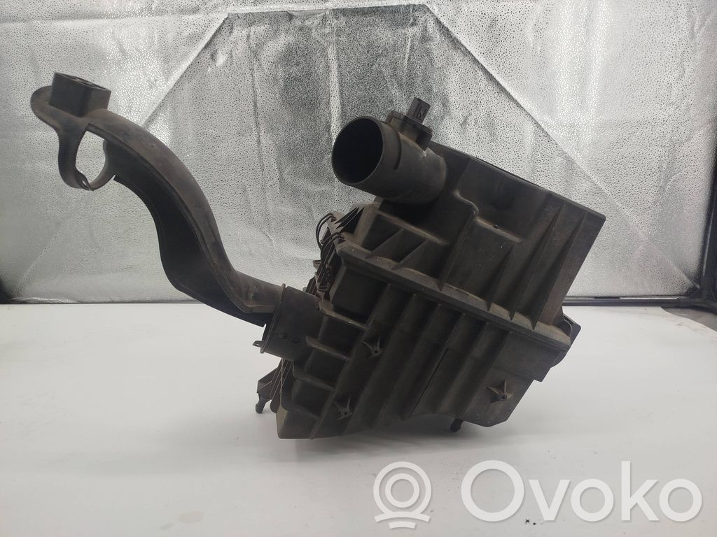Air filter box   6C119600BB