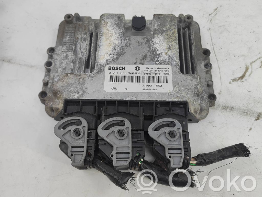 Renault Master II Engine control unit/module 