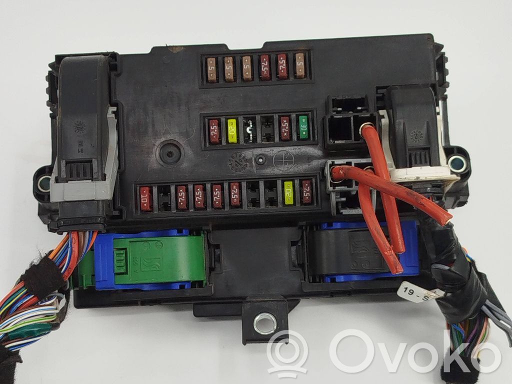 Ramka / Moduł bezpieczników   116RAI000029,01398636080,1398636080,10R041061