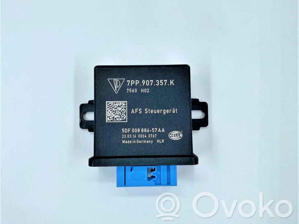 Porsche Macan (95B) Light module LCM 