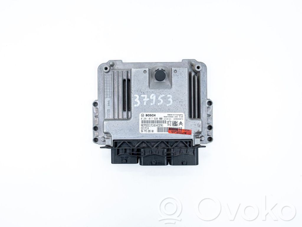 Peugeot 208 I Engine control unit/module 