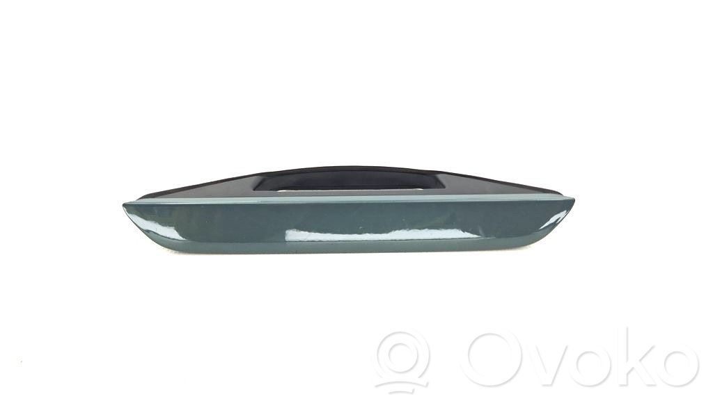 BMW i4 Manecilla externa puerta delantera 