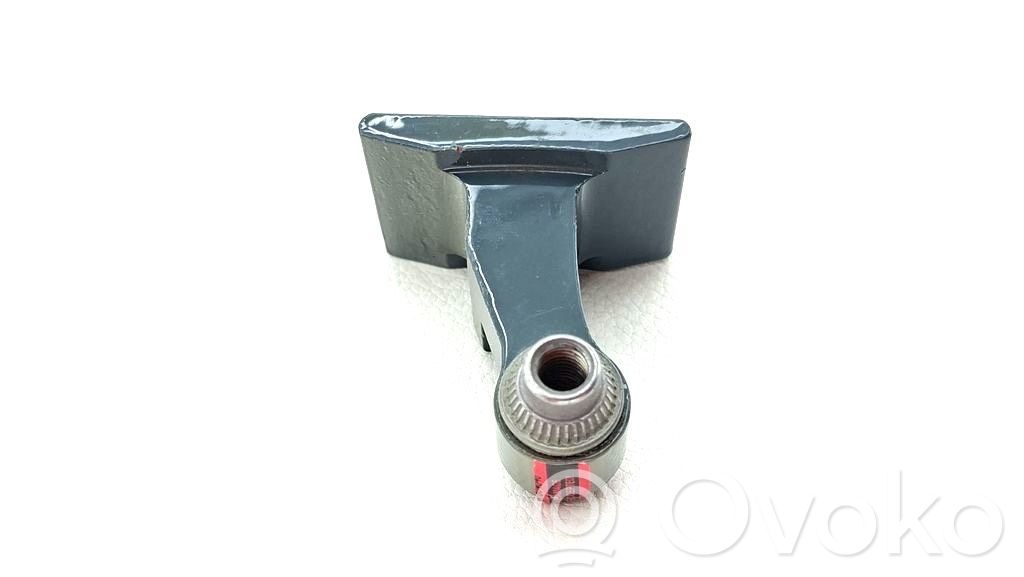 Front door upper hinge   7246067