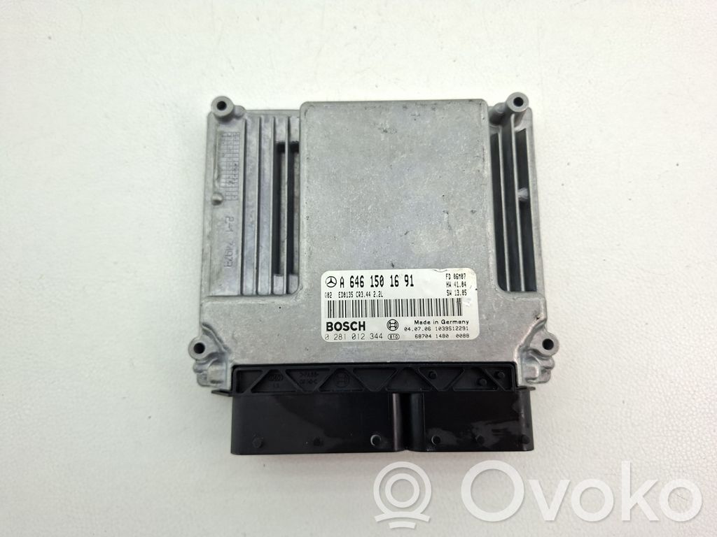 Mercedes-Benz C W203 Engine control unit/module 