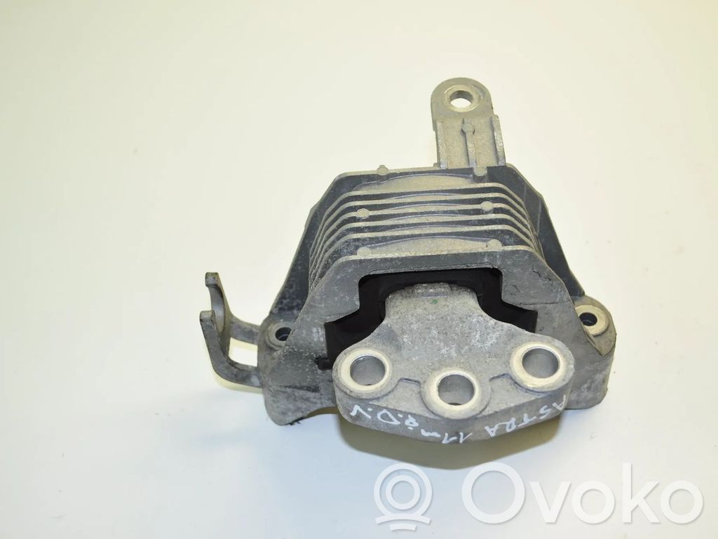 Opel Astra J Engine mount bracket 