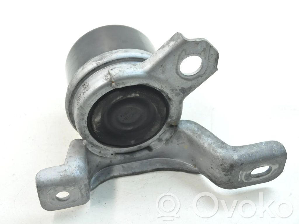 Land Rover Freelander 2 - LR2 Wspornik / Mocowanie silnika 